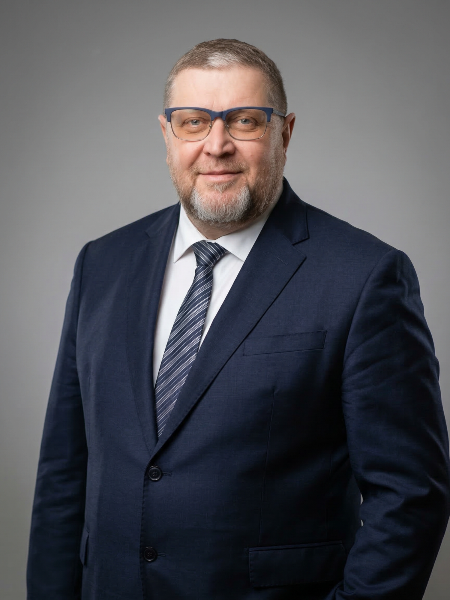 Устинов Андрей Александрович.