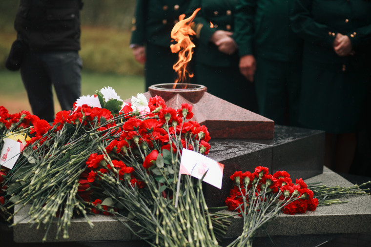 Вечный огонь славы. Вечный огонь славы.